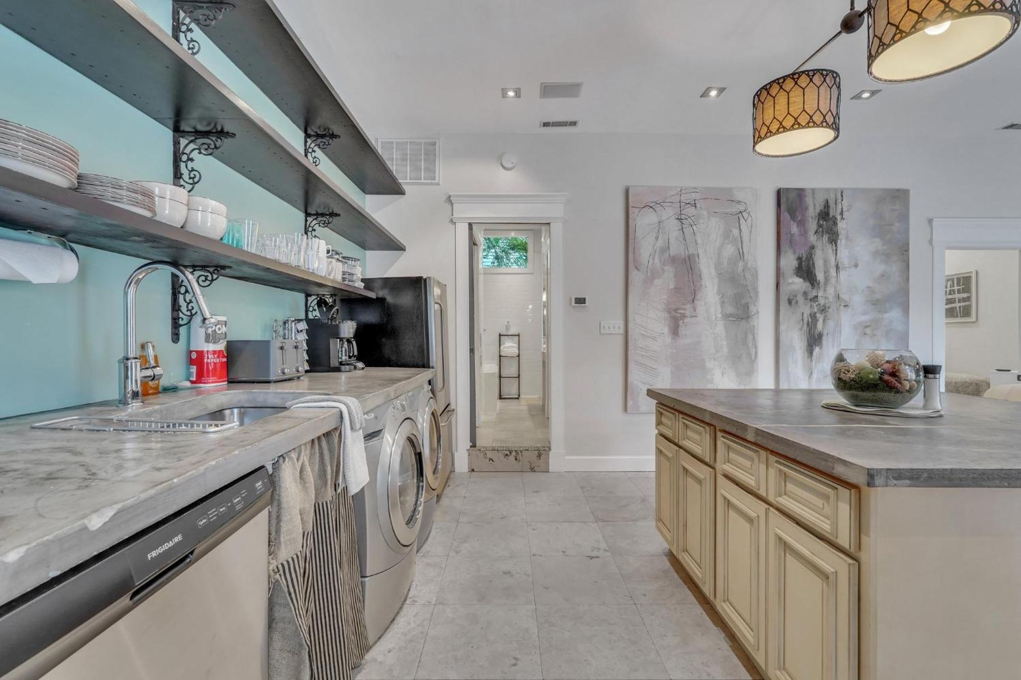 Вилла The Lincoln Loft, Near Forsyth Park With Free Parking Саванна Экстерьер фото