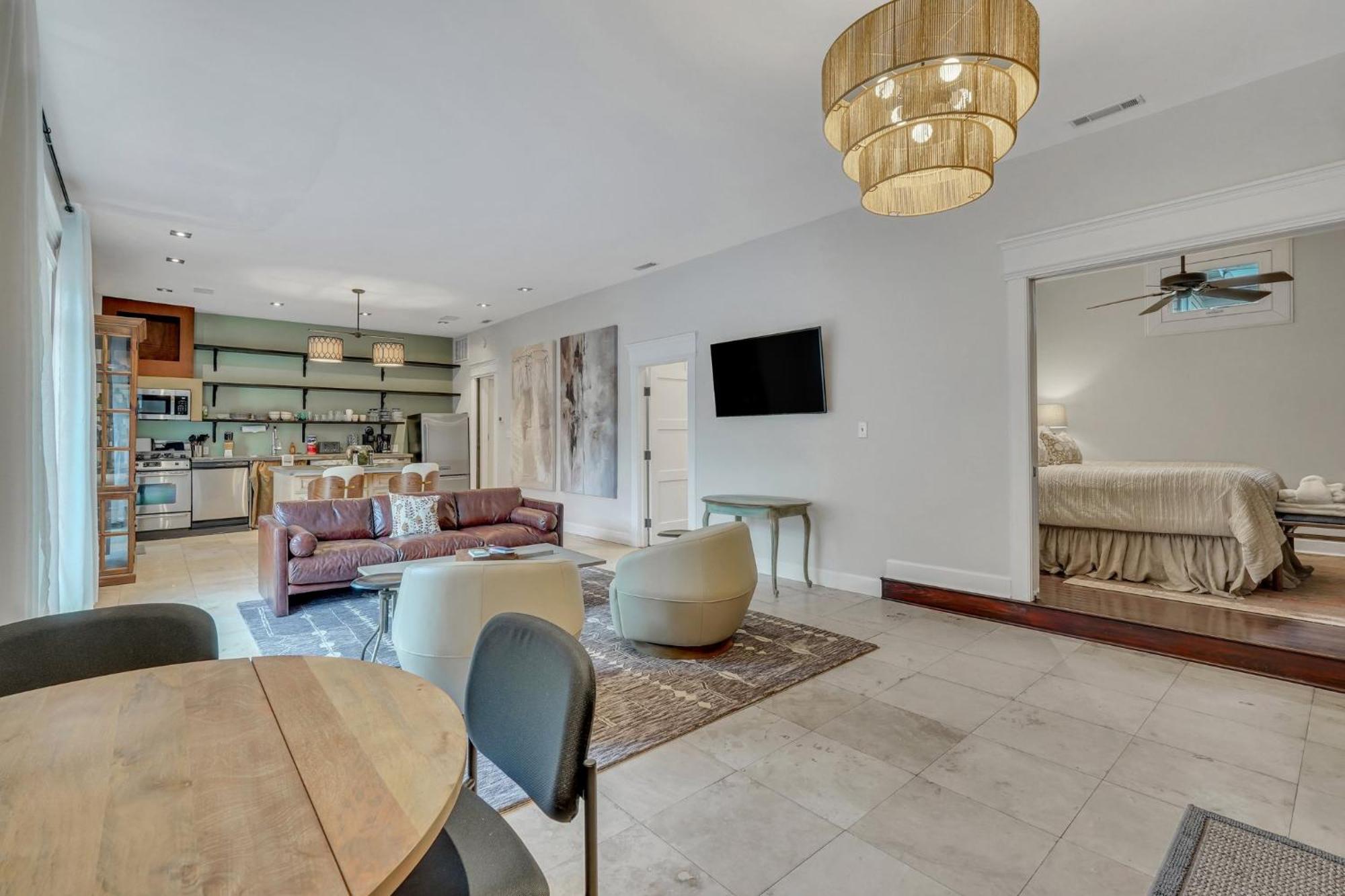 Вилла The Lincoln Loft, Near Forsyth Park With Free Parking Саванна Экстерьер фото